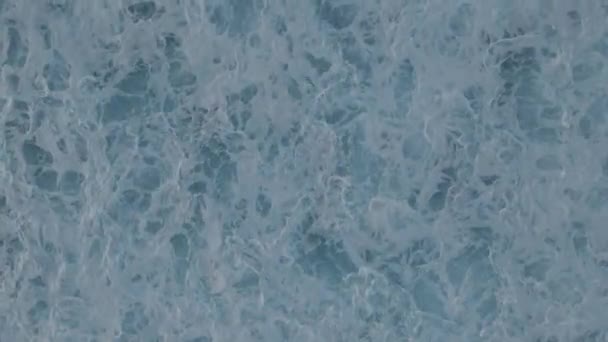 Green Ocean Surface White Water Waves Top View Aerial Drone — Vídeos de Stock