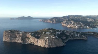 Mallorca hava manzaralı Port d 'Andratx ve Dragonera adası
