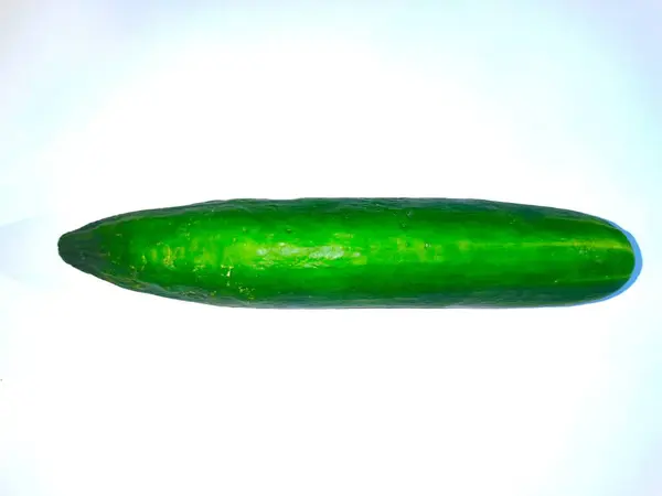 Concombre sur fond blanc