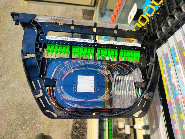 Tiroir fibre optique dans PMZ