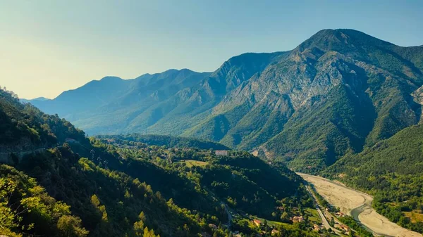 Paysage montage Valle mercantour