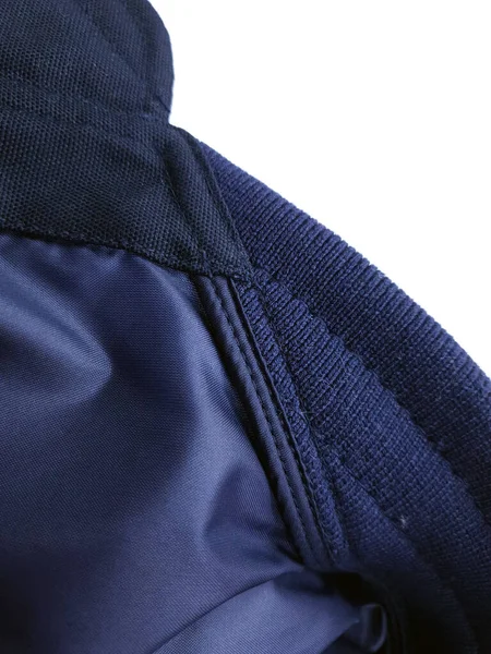 Lüks erkek kıyafetleri ve farklı malzemeler.