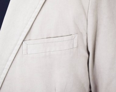 Lüks erkek kıyafetleri ve farklı malzemeler.