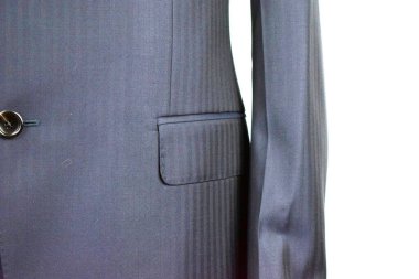 Lüks erkek kıyafetleri ve farklı malzemeler.