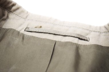 Lüks erkek kıyafetleri ve farklı malzemeler.