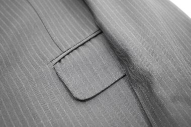 Lüks erkek kıyafetleri ve farklı malzemeler.