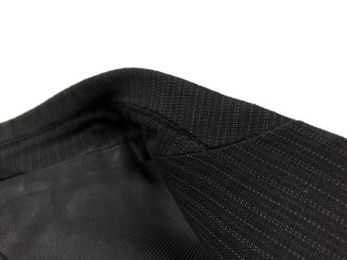 Lüks erkek kıyafetleri ve farklı malzemeler.