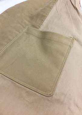 Lüks erkek kıyafetleri ve farklı malzemeler.