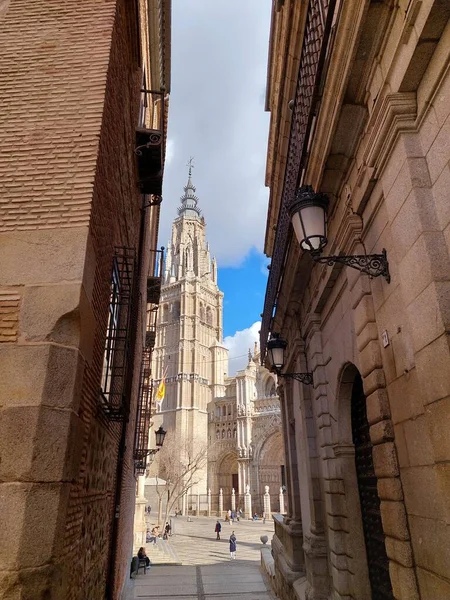 Vista Catedral Toledo Desde Uno Los Callejones — Stockfoto