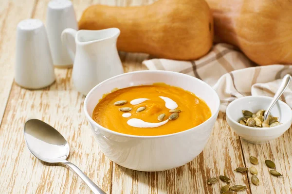Bowl Homemade Soup Organic Pumpkin Cream Sauce White Wooden Table — Stockfoto
