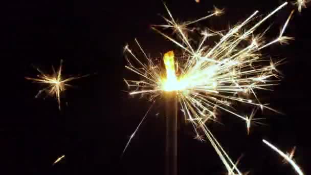 Allumage Combustion Étincelles Sur Fond Studio Noir Feu Artifice Bengali — Video