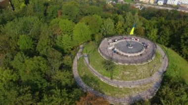 Havadan çekilen Lviv şehri. Yüksek kale. Ukrayna