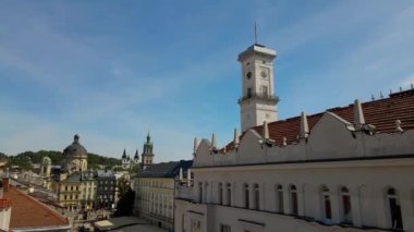 Lviv Kulesi Belediye Binası. Hava görünümü