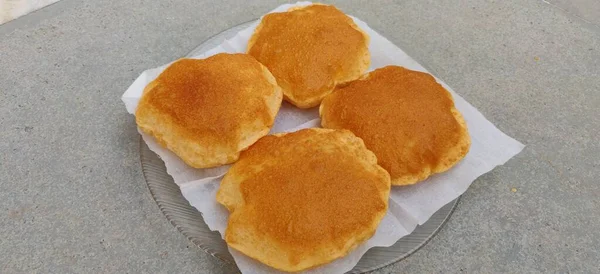 Puri Poori Traditionele Indiase Zelfgebakken Gefrituurde Brood Chapati — Stockfoto