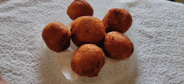 Chuletas Caseras Jugosas Carne Res Cerdo Pollo Sobre Fondo Blanco — Foto de Stock