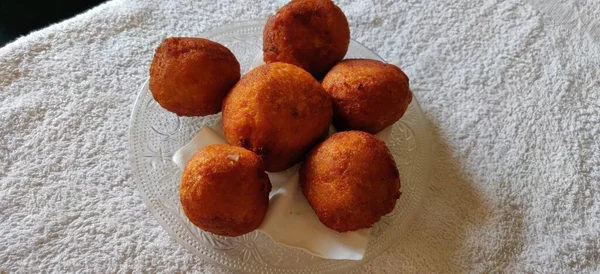 Chuletas Caseras Jugosas Carne Res Cerdo Pollo Sobre Fondo Blanco —  Fotos de Stock