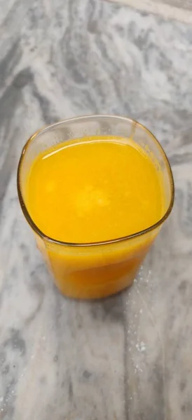 Copo Suco Laranja Com Fundo Áspero Suco Laranja Orgânico Saudável — Fotografia de Stock