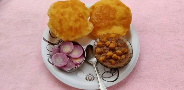 Chole Bhatura Adalah Hidangan Umum India Utara Chole Dengan Puri — Stok Foto