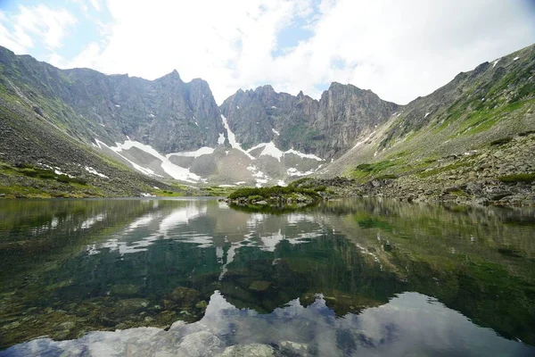 Affascinante Escursione Estiva Buryatia Lago Montagna — Foto Stock