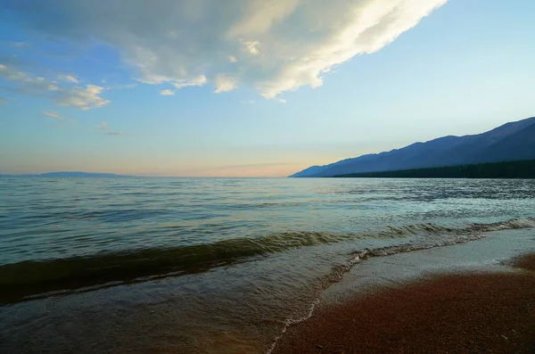 Paisagem Verão Manhã Costa Baikal Perto Península Svyatoy Nos — Fotografia de Stock