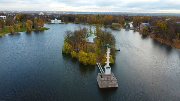 Осеннее Утро Прогулка Парке Екатерины Царском Селе Колонка Большой Пруд — стоковое фото