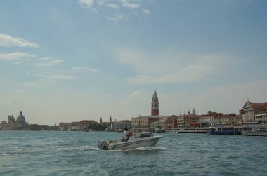 Yaz Göl Yürüyüşü ve Şehir Görüşleri