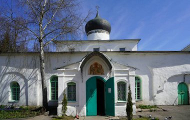 Başmelekler Kilisesi Michael ve Gabriel, Tarih ve Mimarlık Anıtı