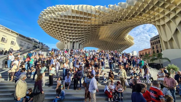 Sierra Nevada kış tatilleri karda