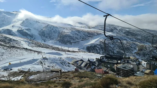Sierra Nevada kış tatilleri karda