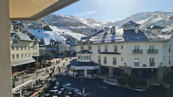 Sierra Nevada kış tatilleri karda