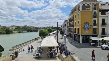 seville, walking, city, beautiful, dessert, christmas, belen