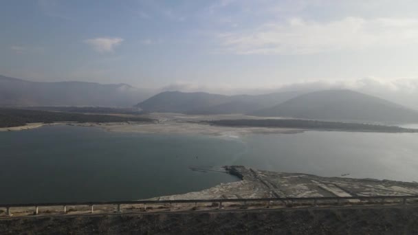 Laguna Cauquenes, artificial lagoon, pollution from mining. — Vídeo de Stock