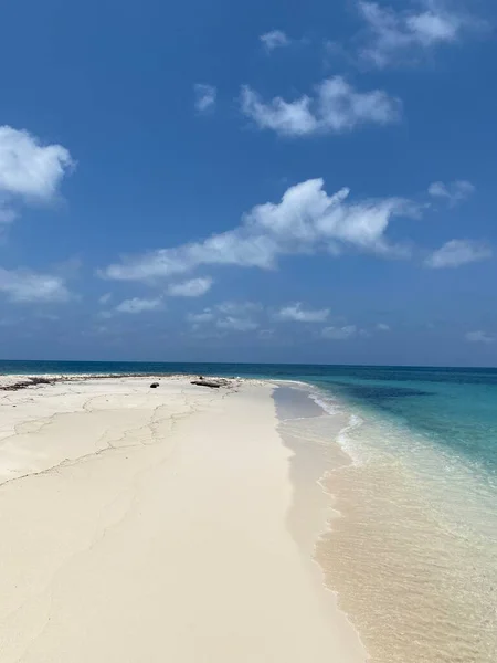 Caye Tropicale Bélizienne Aux Couleurs Vives Dans Sable Eau — Photo