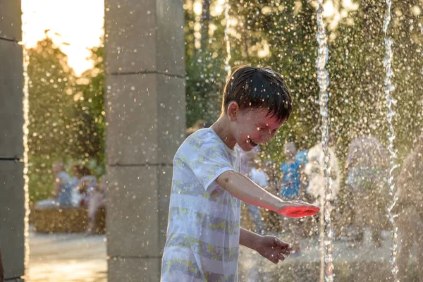 Boy Having Fun Water Fountains Child Playing City Fountain Hot — Photo