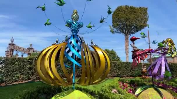 Περιστρεφόμενες φιγούρες από χρωματιστό μέταλλο στο πιο δημοφιλές πάρκο ψυχαγωγίας στη Disneyland φωτεινό και υπέροχο 11.04.22 Disneyland Paris Γαλλία — Αρχείο Βίντεο