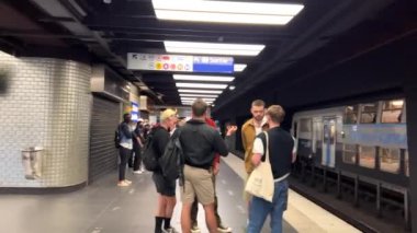 Paris metro haritası 18.04.22 Paris Fransa