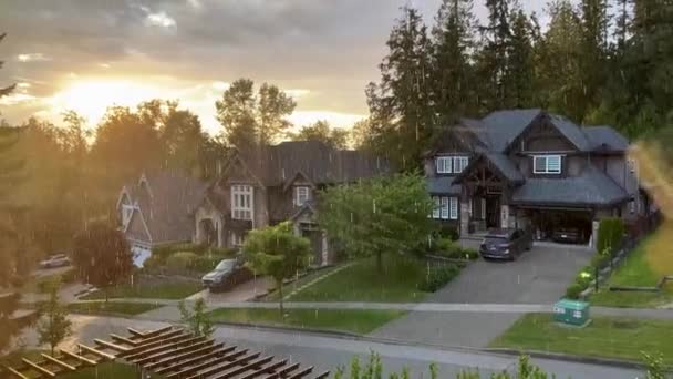 Canadá Ciudad Surrey Verano Sector Privado Lluvia Calle Casas Zona — Vídeos de Stock