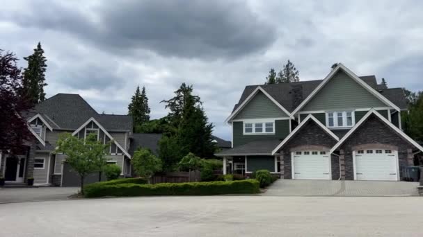 City Surrey Canada Wooden Beautiful Houses Same Clean Rich Area — Vídeos de Stock