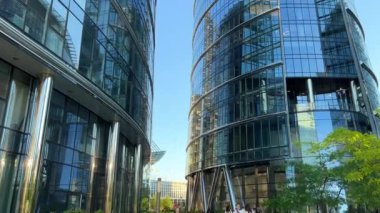 Varşova Casusu Polonya 'daki bir gökdelenin bir parçası. Yüksek kalite 4k görüntü