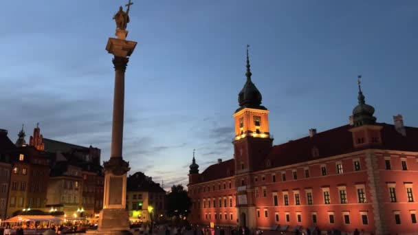 Sigismund Στήλη Στη Βαρσοβία Πολωνία Βασιλιάς Sigismund Στέκεται Αυτή Την — Αρχείο Βίντεο