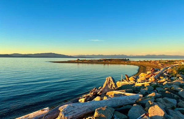 Sunset Ocean Calmness Silence Lake Sea Resting Trailers Shore Bright — Foto de Stock