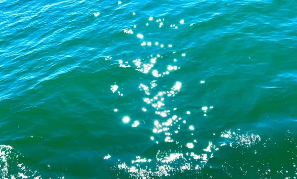 Sunbeams Emerald Green Waters Pacific Ocean Glisten Sun Background Any — 스톡 사진