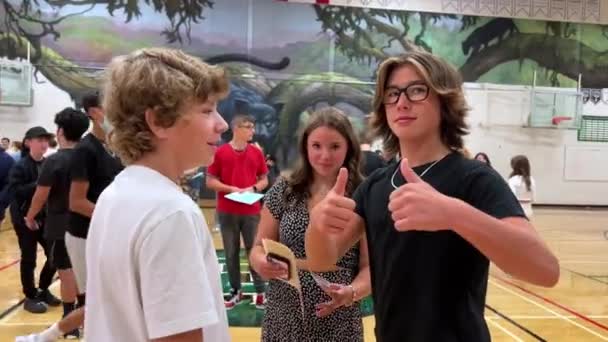 Photo Shoot Gym School Album High School Students One Boy — Stok video