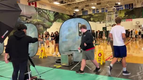 Photo Shoot Gym School Album High School Students Teenagers Queue — Video Stock