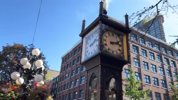 Dampfuhren Vancouver Gastown Dampfuhr Die Kamera Schwebt Langsam Und Schießt — Stockvideo