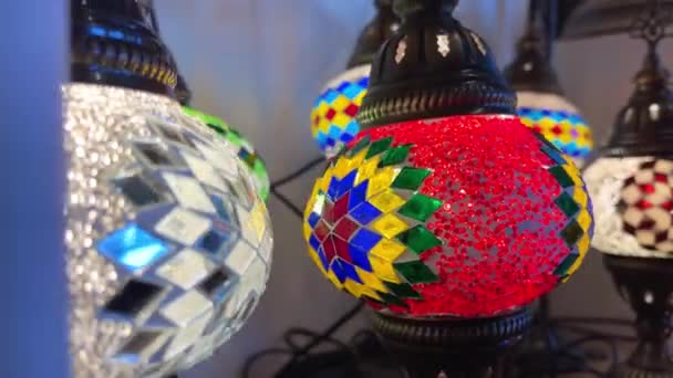Ein Bündel Türkischer Lampen Einem Der Vielen Kemer Souvenirläden Antalya — Stockvideo