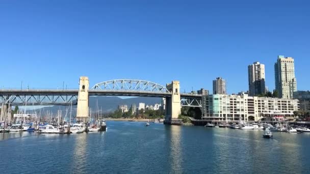 Vancouver Canada Cambie Bridge Condominiums Buildings Moving Clouds Water Transportation — стокове відео