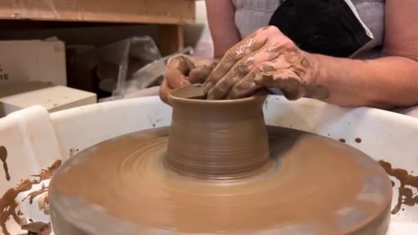 Potter Wheel Device Shaping Dishes Ceramic Products Which Allows Using — Stock Video