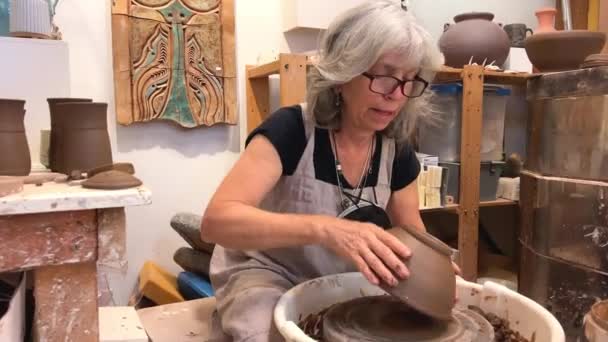 Hairy Adult Woman Made Pot Potters Wheel She Picks Products — Stock Video