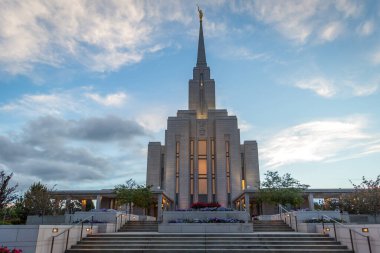 Mormon Oquirrh Dağı, Utah Tapınağı